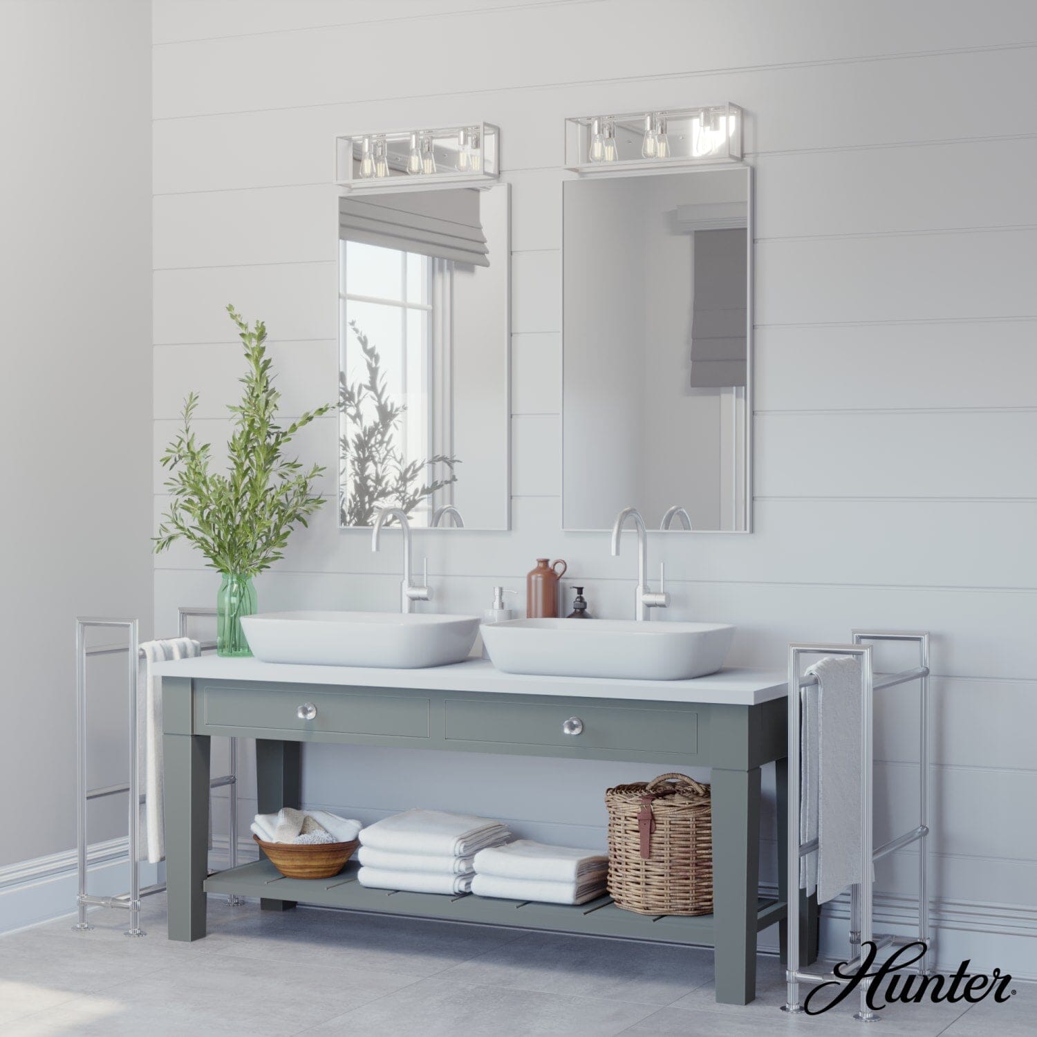 Squire Manor 3 Light Vanity - Image 3