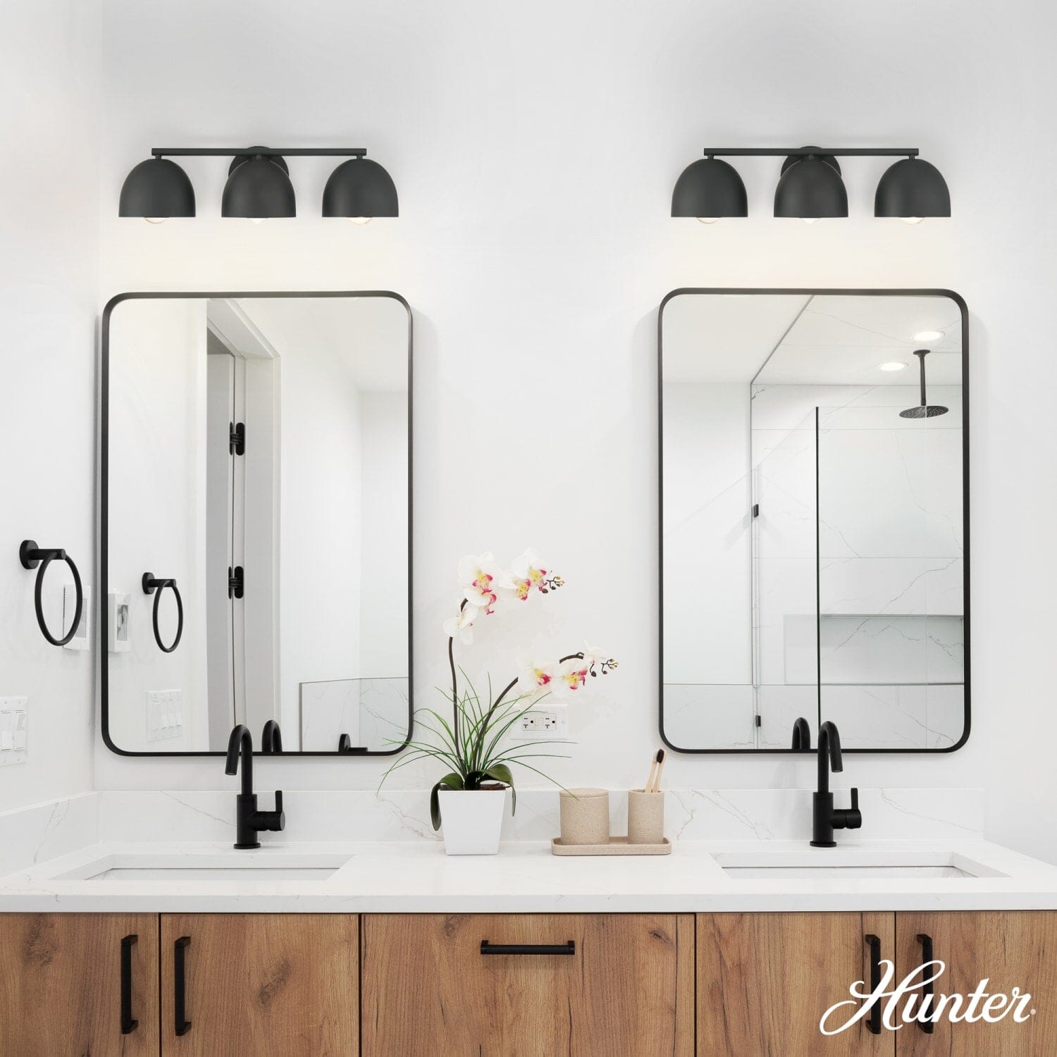 Erling 3 Light Medium 22 Inch Vanity - Image 3